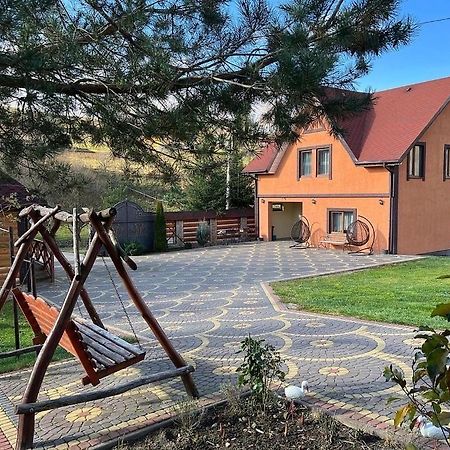 U Troh Brativ Villa Plave Eksteriør billede