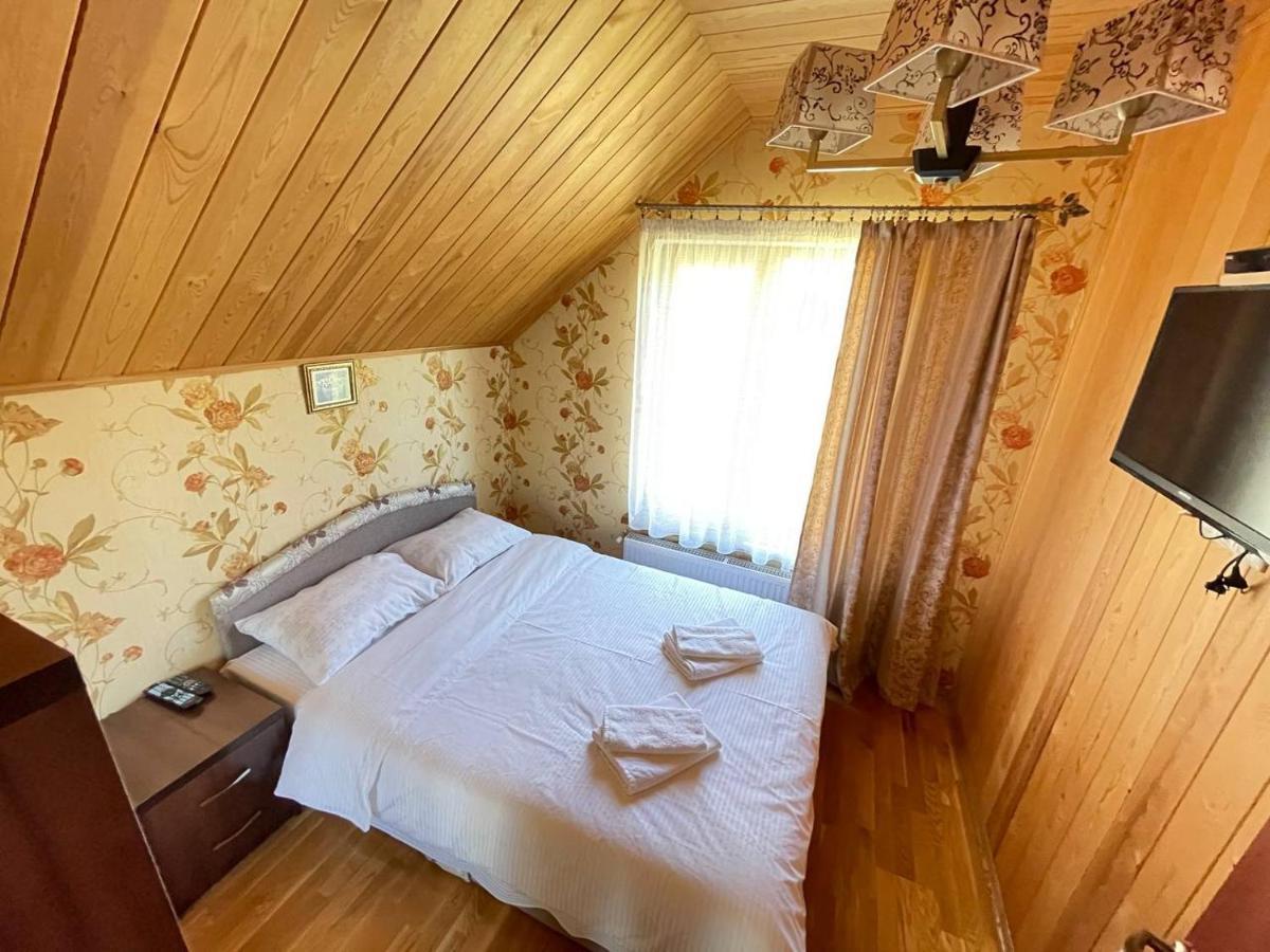 U Troh Brativ Villa Plave Eksteriør billede